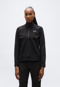 Спортивная куртка