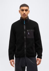 Флисовая куртка