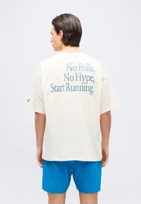 Спортивная майка