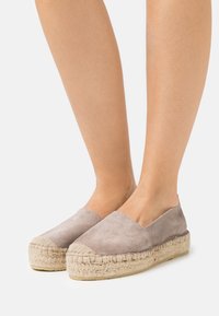 Эспадрильи Эспадрильи