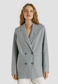 Короткое пальто Короткое пальто