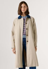 Шерстяное пальто Шерстяное пальто