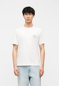 Футболка Футболка