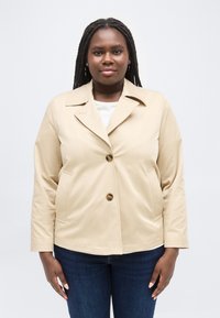 Блейзер Блейзер