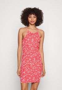 Летнее платье