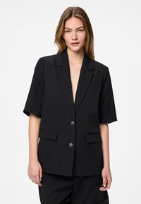 Блейзер Блейзер