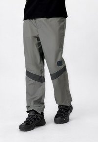 Спортивные штаны Спортивные штаны