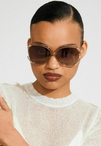 Солнечные очки