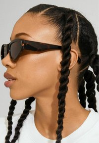 Солнечные очки