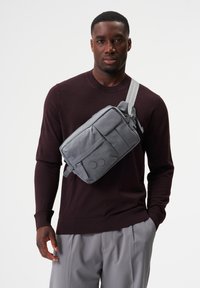 Сумка на пояс