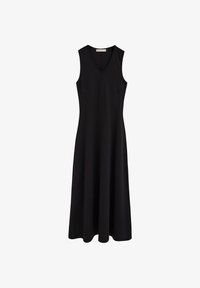 Вязаное платье