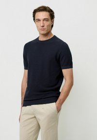 Футболка Футболка