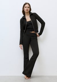 Брюки Брюки