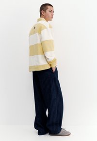 Брюки Брюки