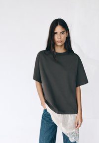 Длинная майка