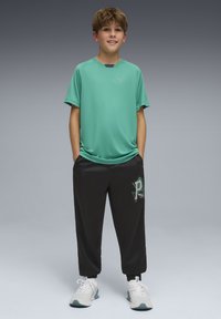 Спортивные штаны