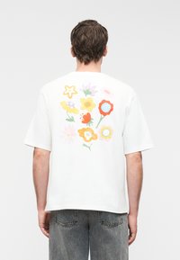 Футболка Футболка