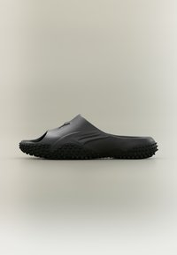 Шлепанцы Шлепанцы