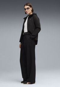 Толстовка Толстовка