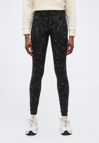 Леггинсы Леггинсы