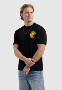 Футболка Футболка