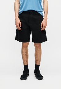 Шорты Шорты