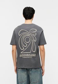 Спортивная майка