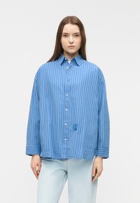 Блузка Блузка