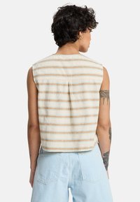 Блузка Блузка