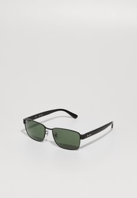 Солнечные очки