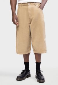 Шорты Шорты