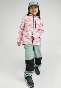 Спортивная куртка