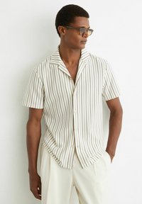 Рубашка с коротким рукавом Рубашка с коротким рукавом