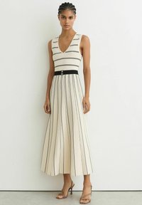 Пляжное платье