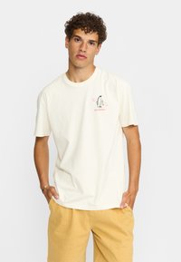 Футболка Футболка