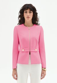 Блейзер Блейзер