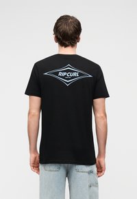 Футболка Футболка