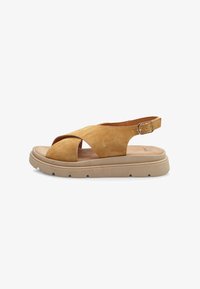 Босоножки на платформе