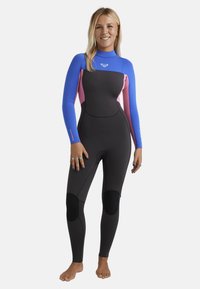 Слитный купальник Слитный купальник