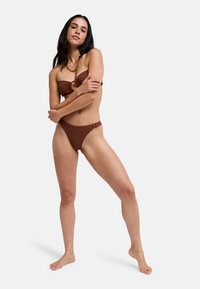 Низ от бикини Низ от бикини