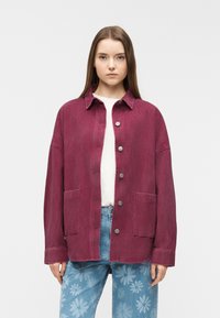 Вельветовая куртка