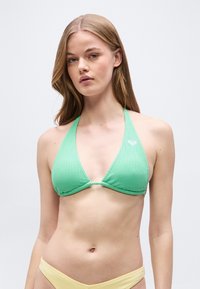 Треугольное бикини Треугольное бикини