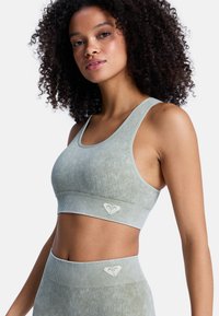 Спортивный бюстгальтер Спортивный бюстгальтер