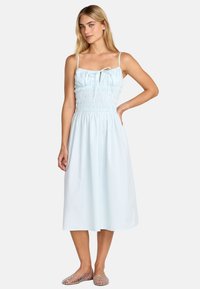 Спортивное платье