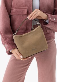 Кожаная сумка