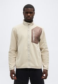 Флисовая куртка