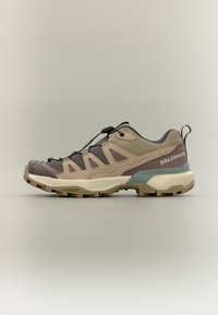 Кроссовки Кроссовки