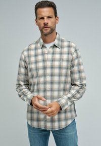 Рубашка Рубашка