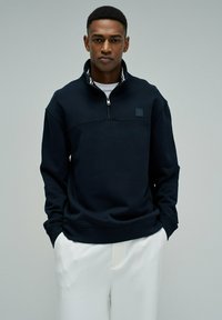 Толстовка Толстовка