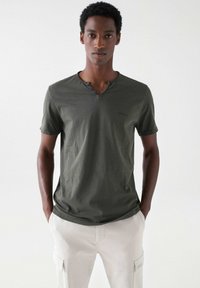 Футболка Футболка